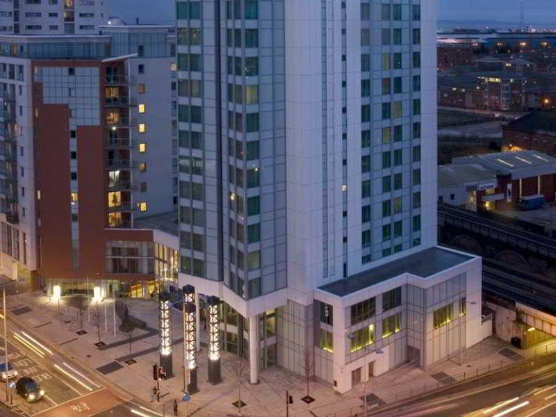 Radisson Blu Hotel, Cardiff Exterior photo